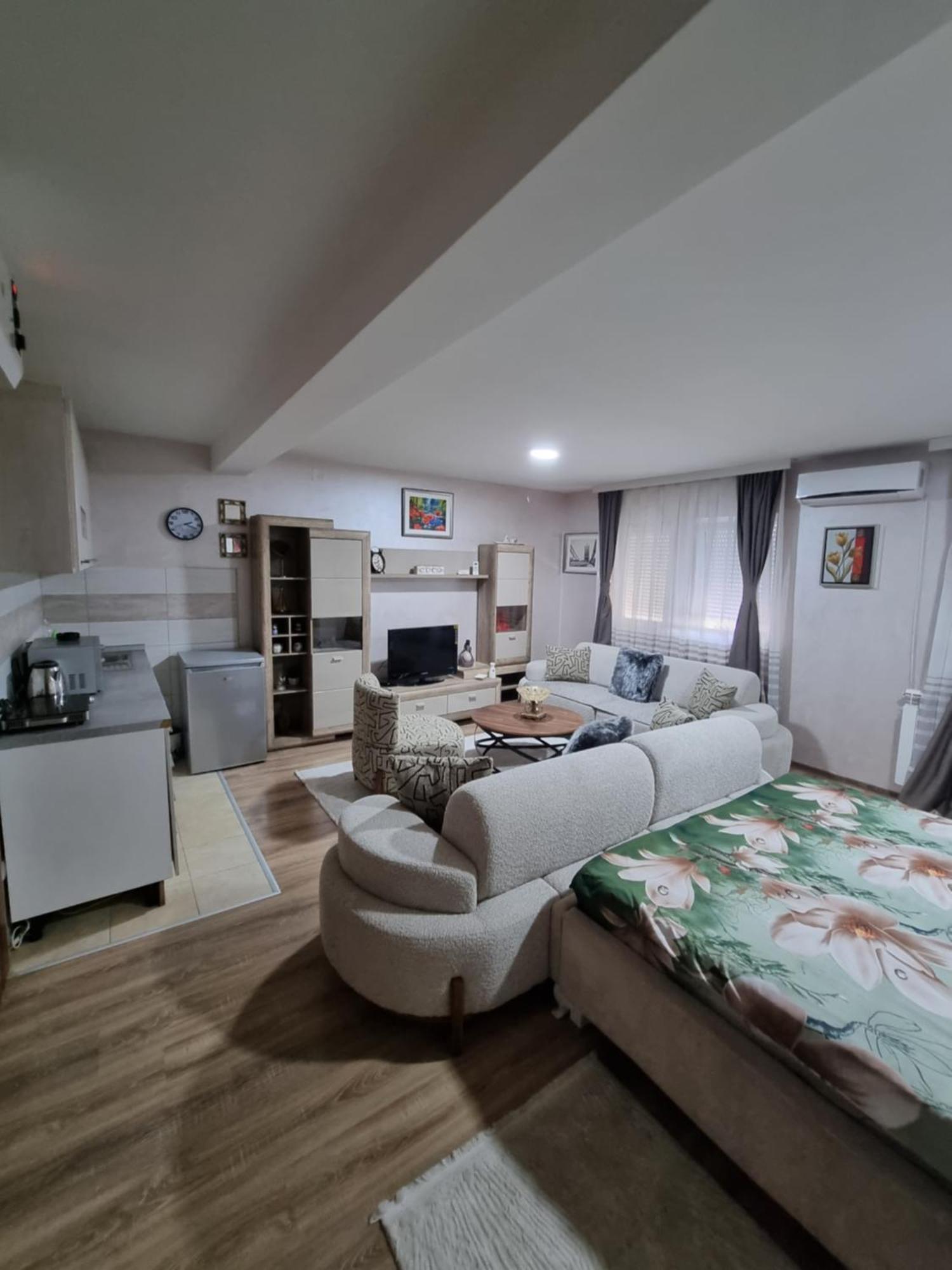 Avio Apartmani 2018 Новий Пазар Екстер'єр фото